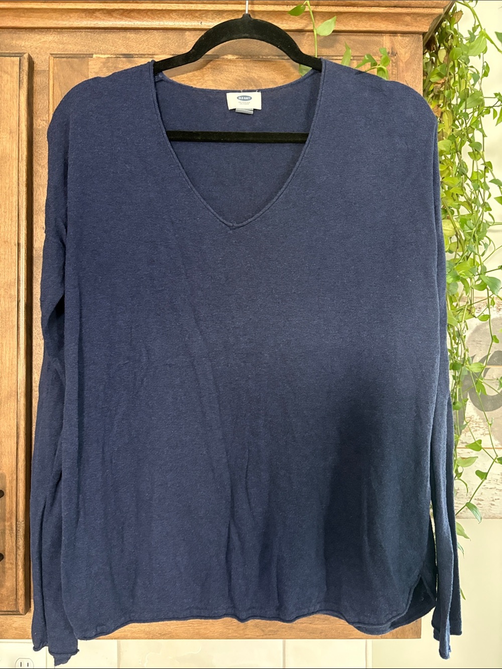 Old Navy Navy V-Neck Lightweight Sweater